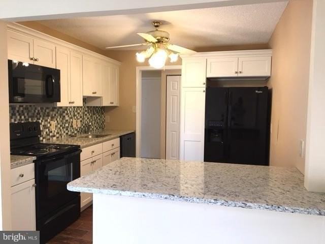 2300 Pimmit Dr #204 - Photo 7 of 18