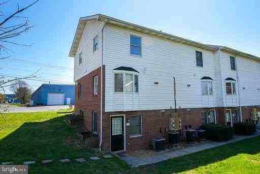 3103 Shawnee Dr #6