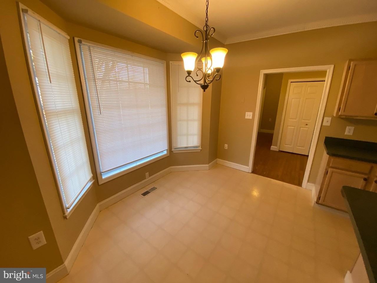 47 Pikeview Dr - Photo 7 of 28