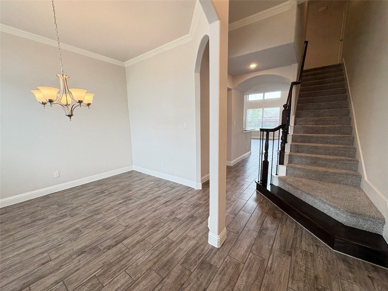 2823 Diamondback Dr - Photo 7 of 25
