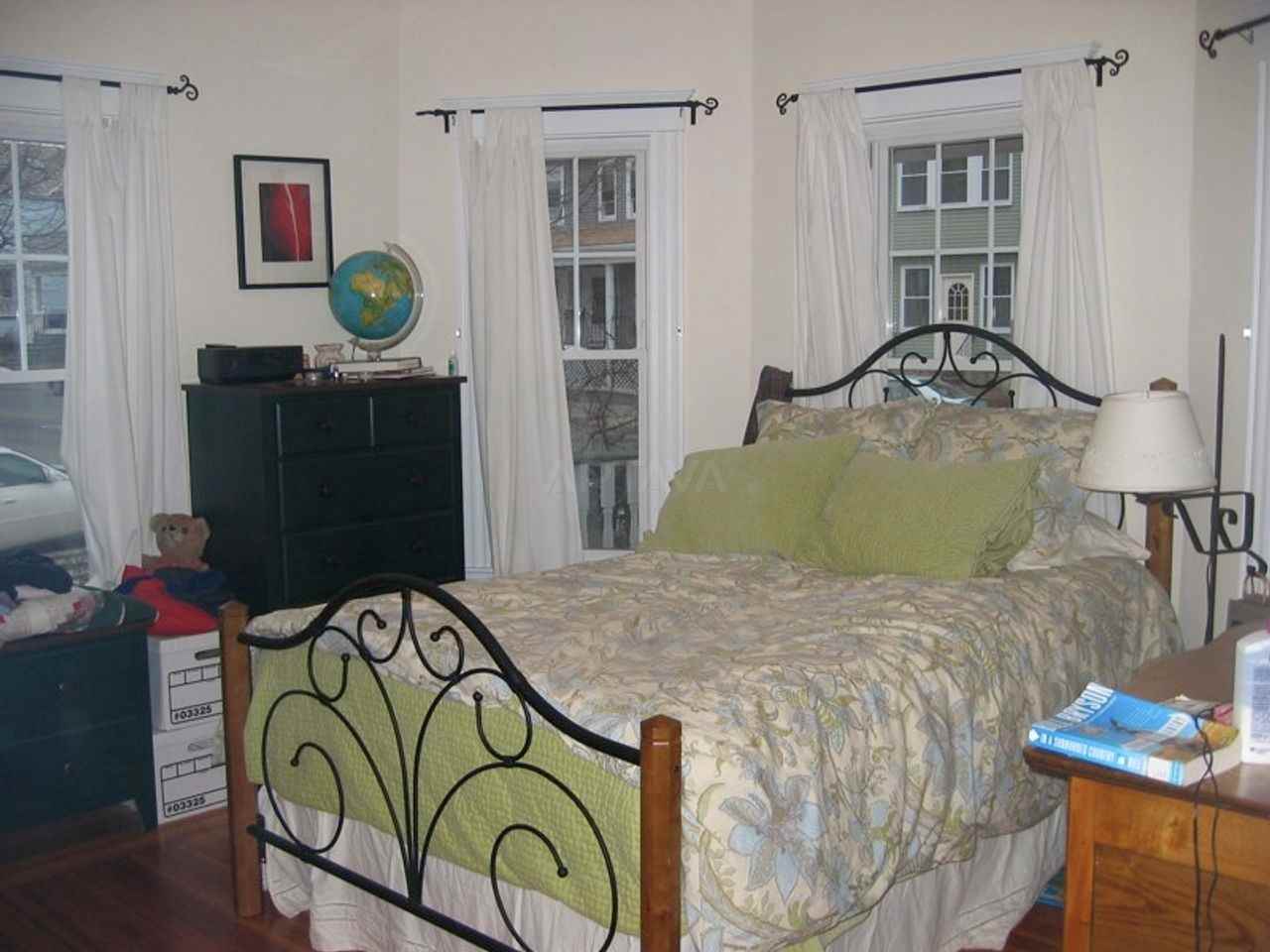 1028 Broadway #1 - Photo 2 of 7