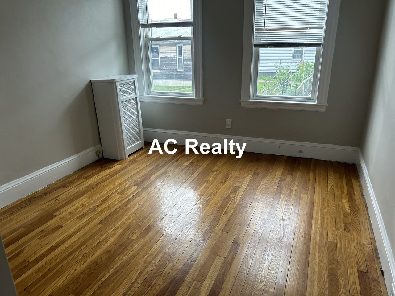 506 Cross St #1 - Photo 7 of 10