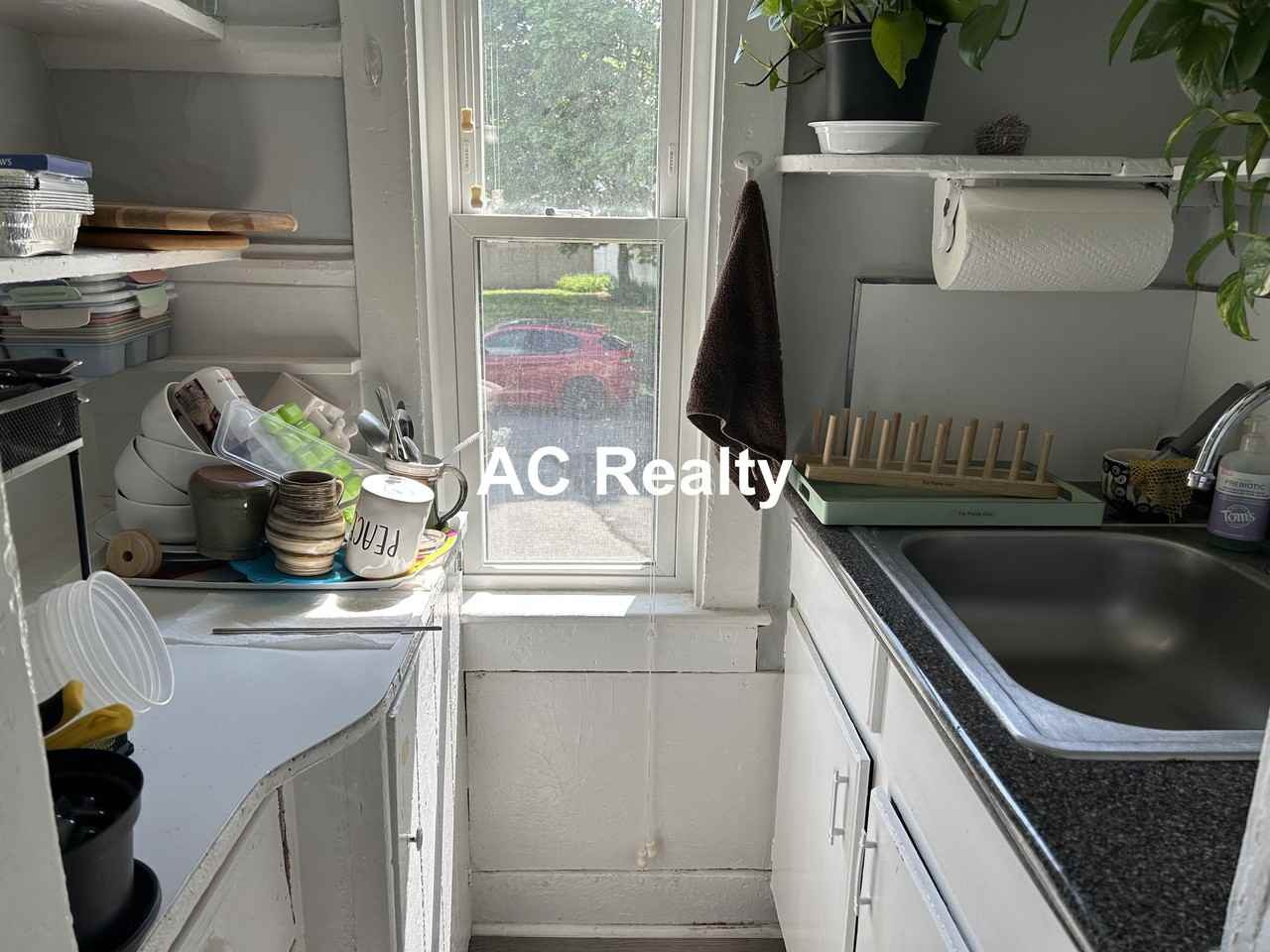 10 Kilby St #10 - Photo 4 of 15