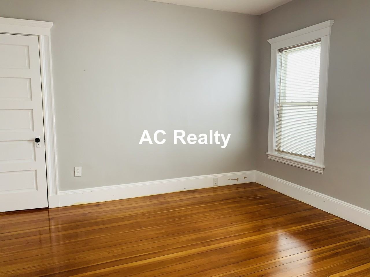 111 Judson St #1 - Photo 4 of 5