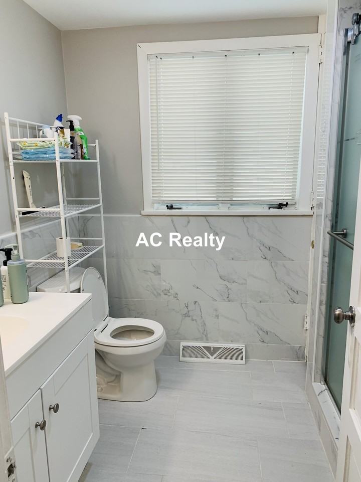 111 Judson St #1 - Photo 5 of 5