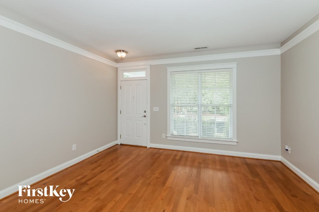 7142 Blakeney Greens Blvd - Photo 4 of 15
