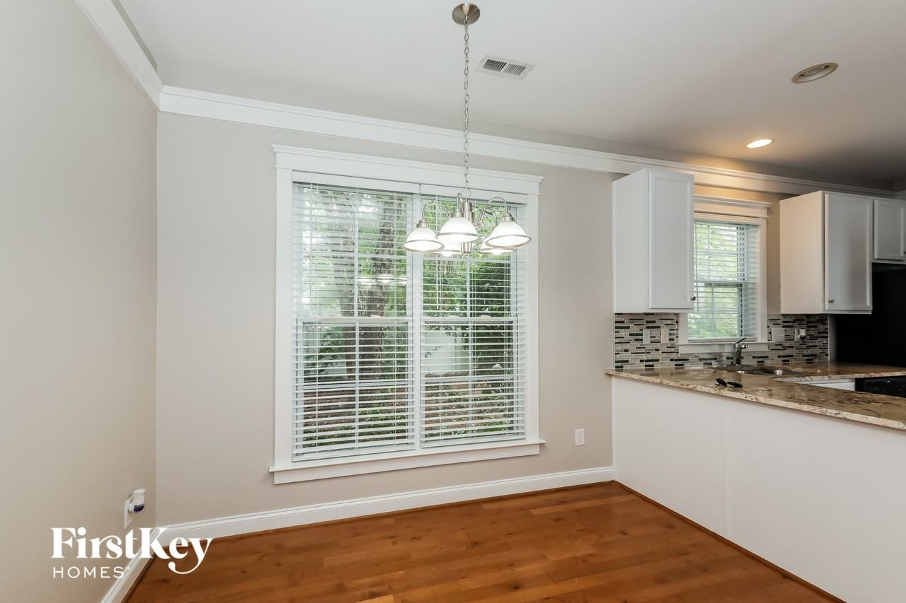 7142 Blakeney Greens Blvd - Photo 5 of 15