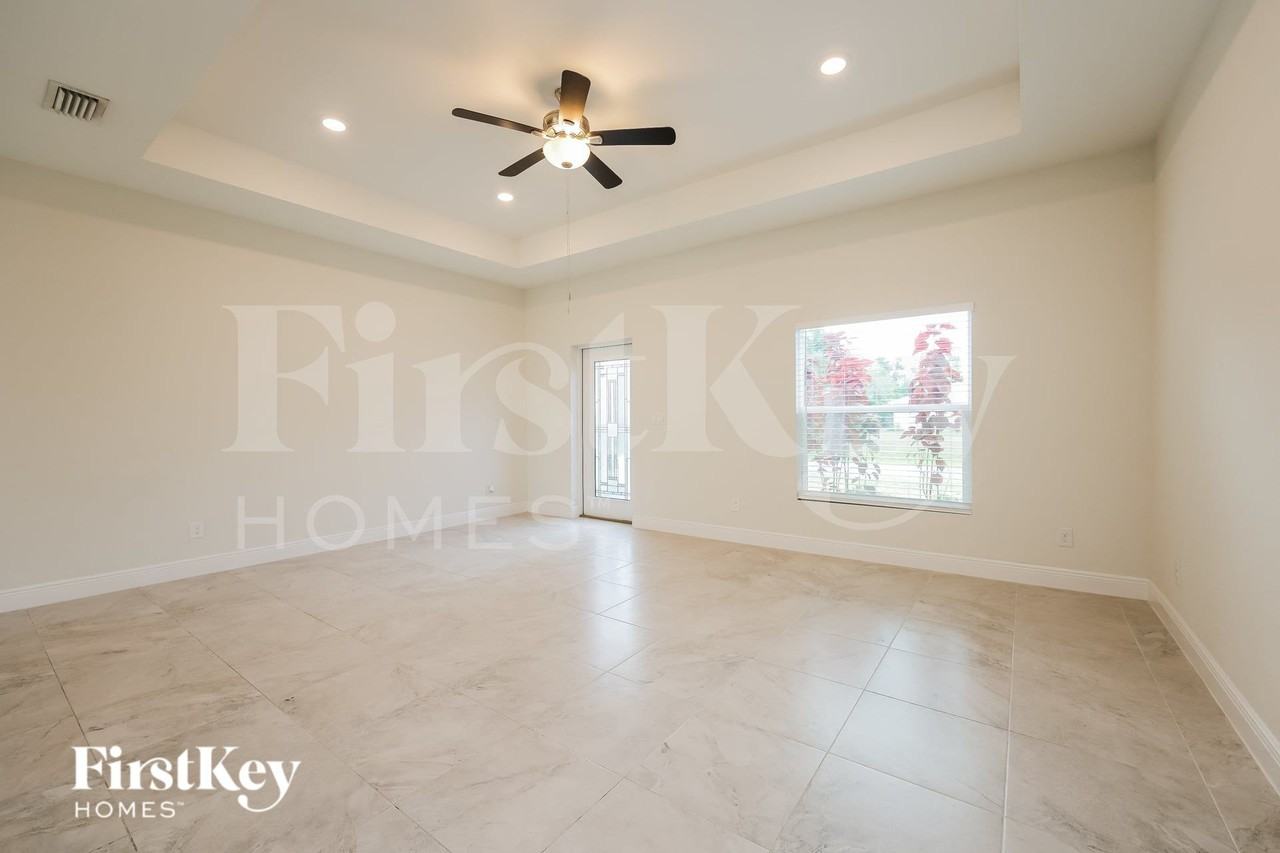 4451 Sargon Ave - Photo 4 of 16