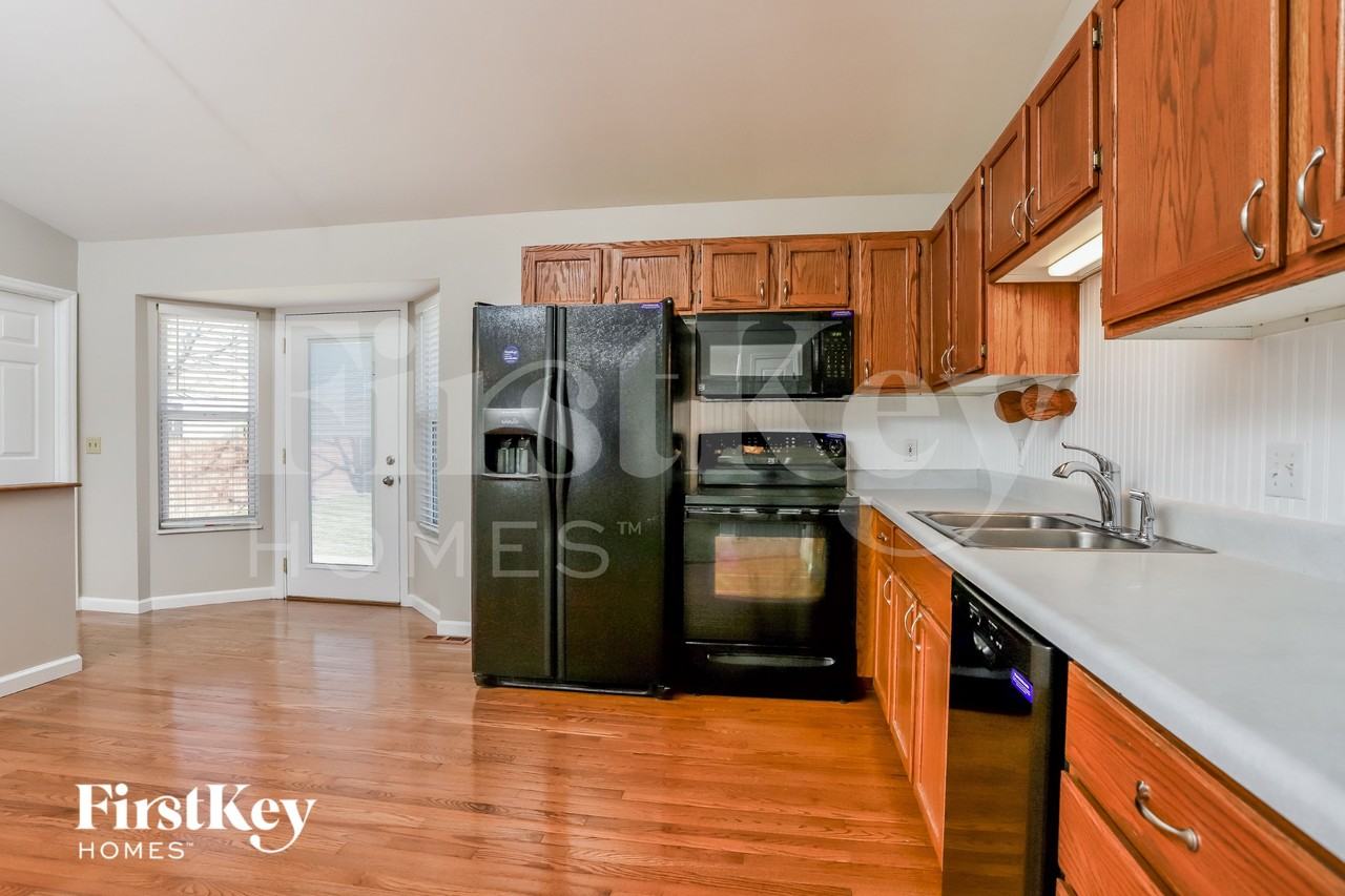 70 Fawn Oaks Dr - Photo 5 of 15