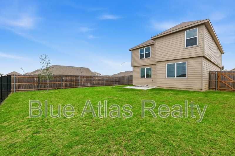 5020 Cervinae Rd - Photo 2 of 5