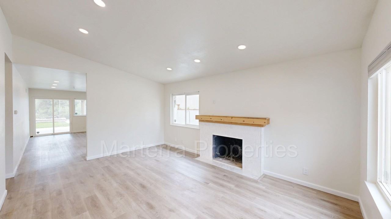 26758 Calle Alcala - Photo 2 of 29