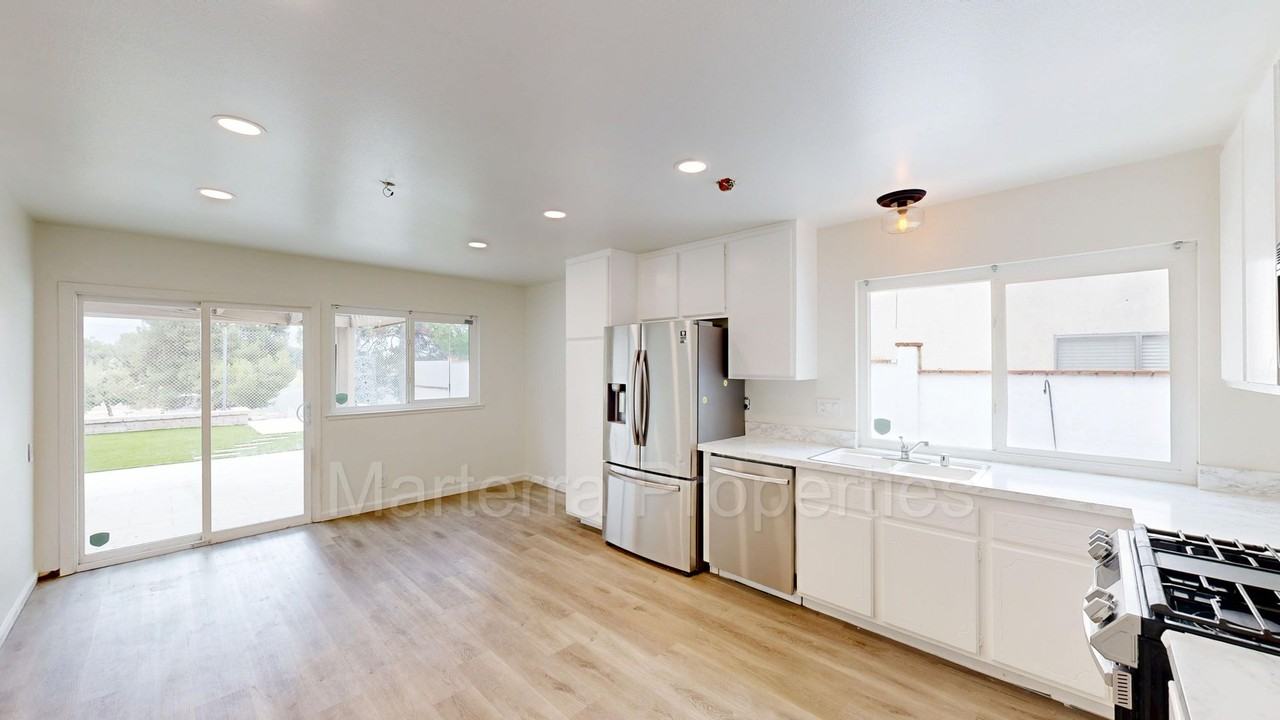 26758 Calle Alcala - Photo 6 of 29