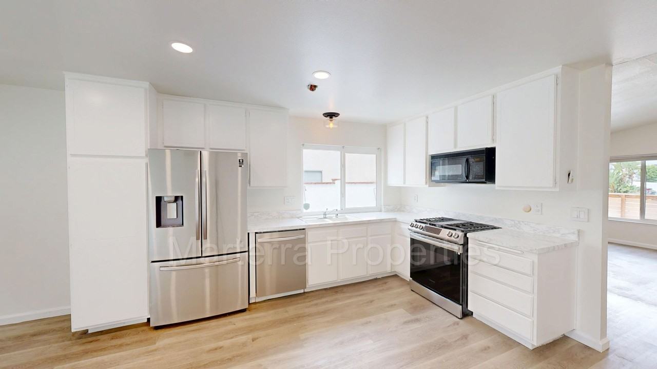 26758 Calle Alcala - Photo 7 of 29