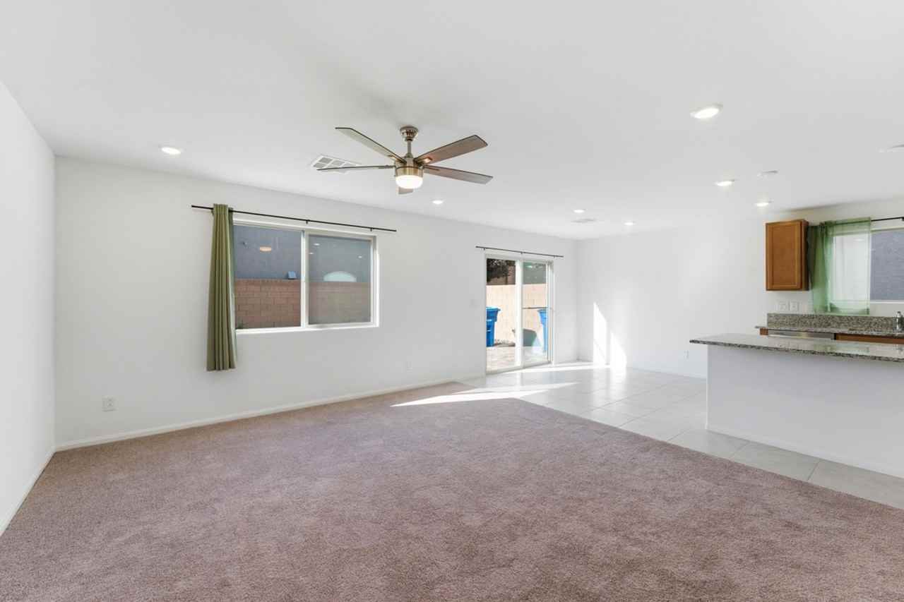 5427 Barcola Ave - Photo 4 of 40