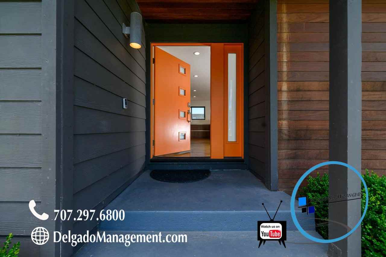 211 Crawford Way - Photo 2 of 41