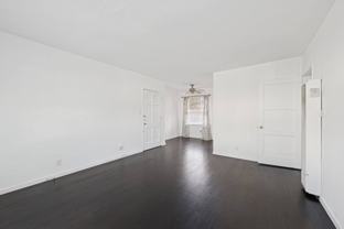2032 Delaware Ave Apt A #2032A - Photo 1 of 1