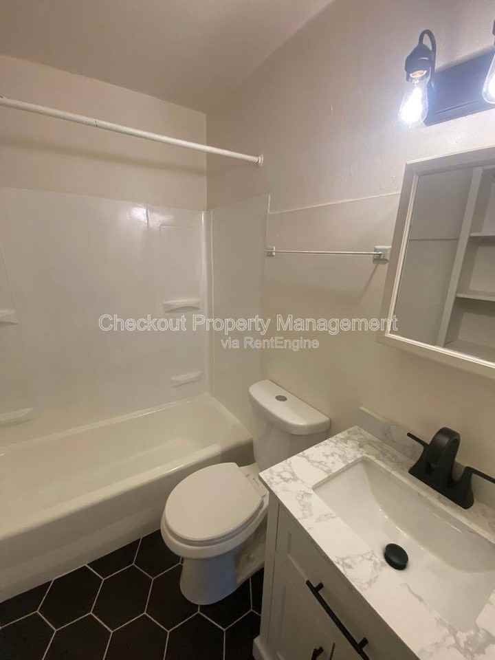 120 Bellerive Blvd - Photo 6 of 7