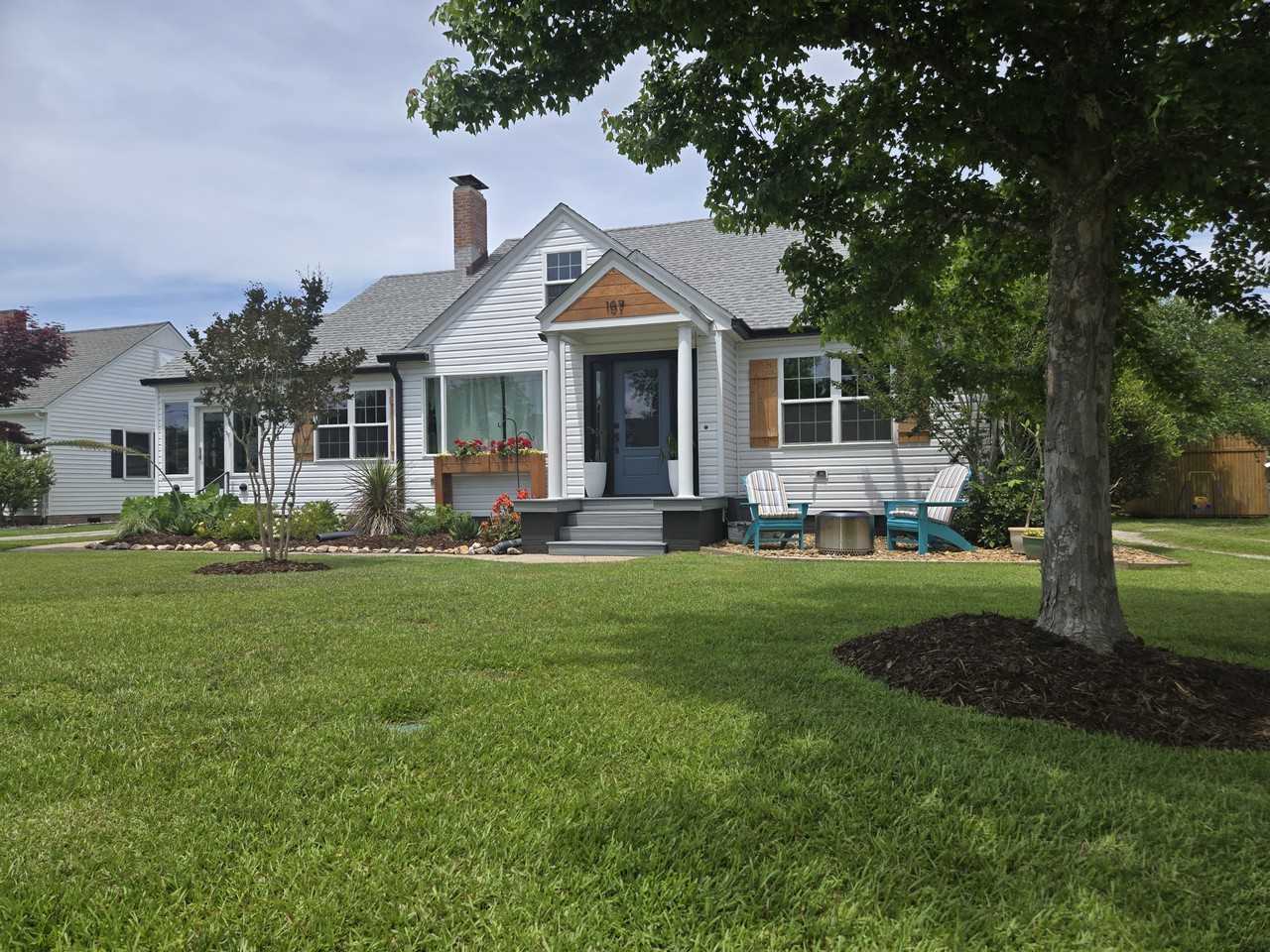 107 Circle Dr - Photo 3 of 3