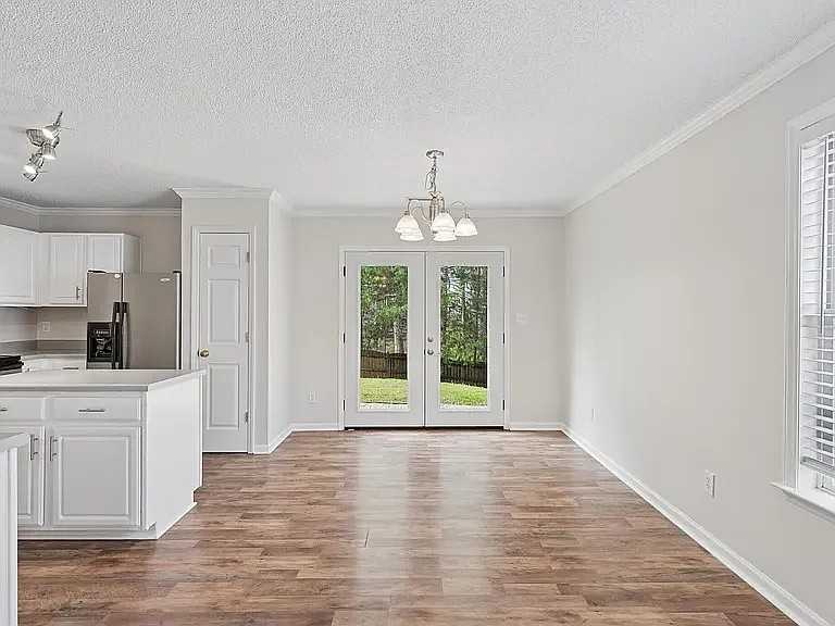 510 Homestead Park Dr - Photo 2 of 24