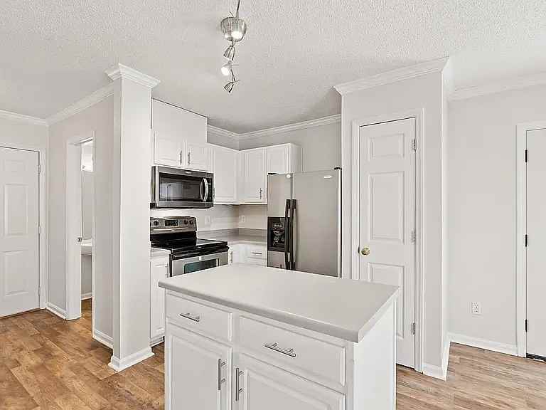 510 Homestead Park Dr - Photo 5 of 24