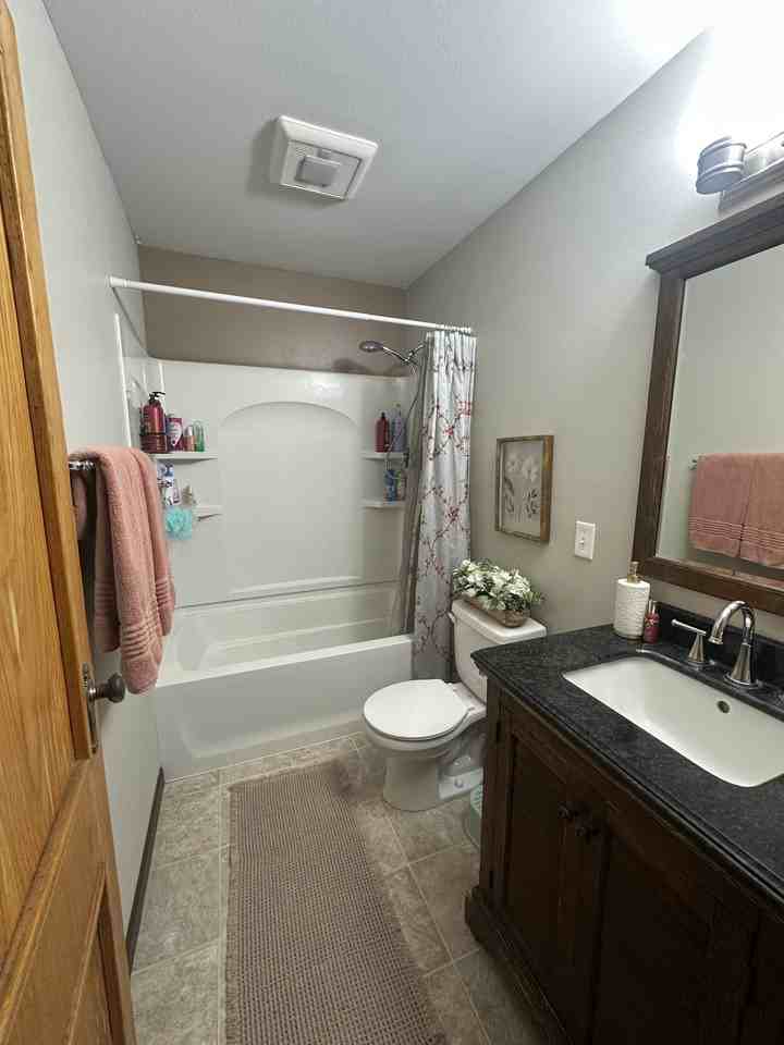 918 N 8th Ave #918 - Photo 7 of 16