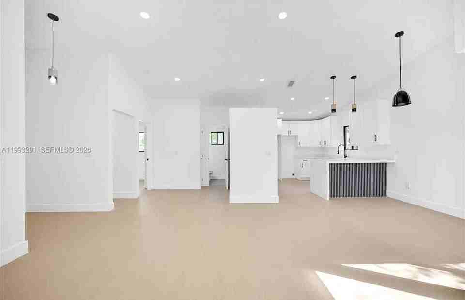 13608 Sw 286th Ter - Photo 2 of 14