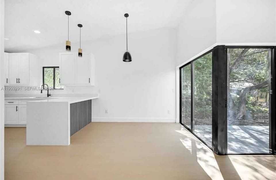 13608 Sw 286th Ter - Photo 3 of 14