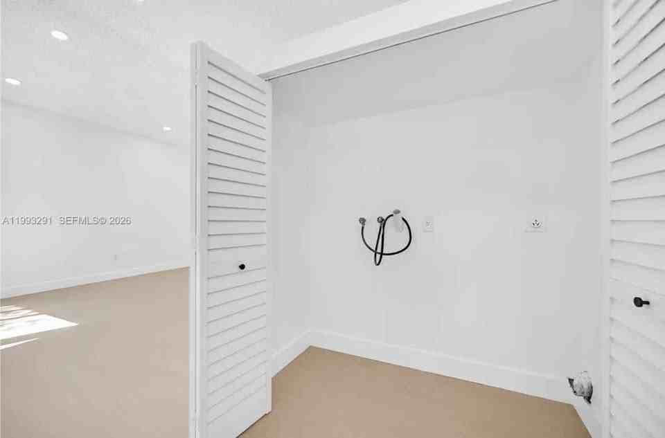 13608 Sw 286th Ter - Photo 4 of 14