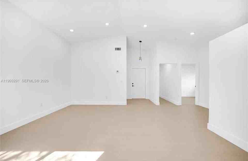 13608 Sw 286th Ter - Photo 7 of 14