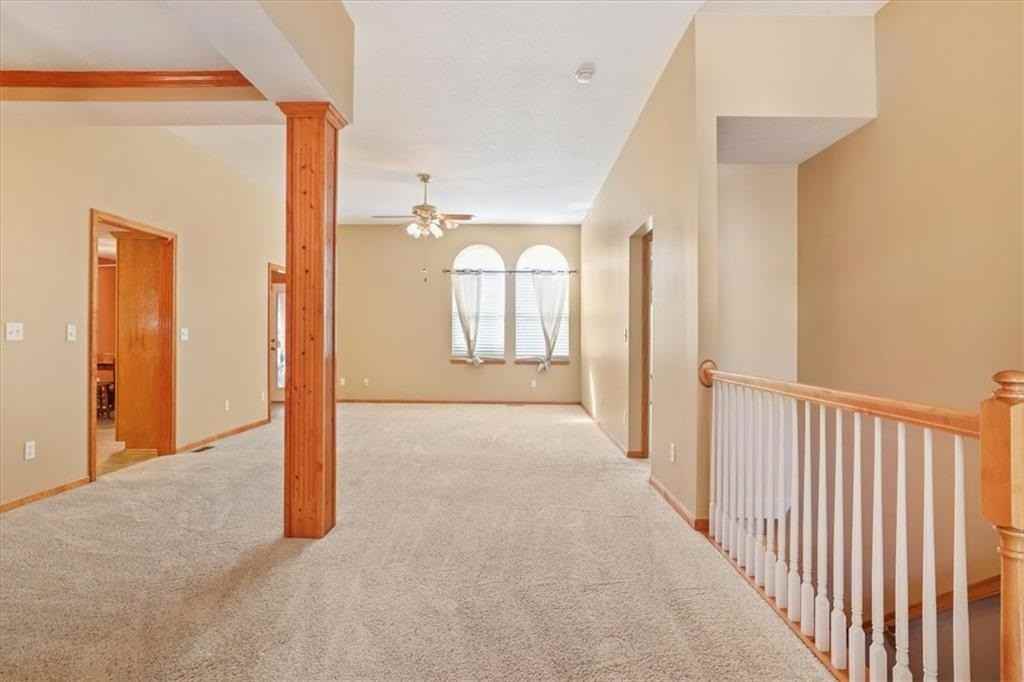 4505 Ne 73rd St - Photo 4 of 24