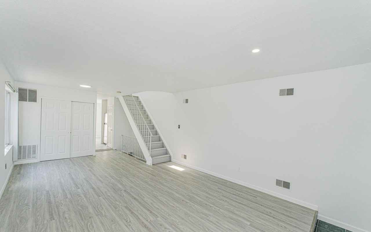 43 Bogota St - Photo 6 of 22