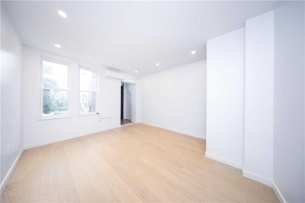 1238 77th St - Photo 5 of 24