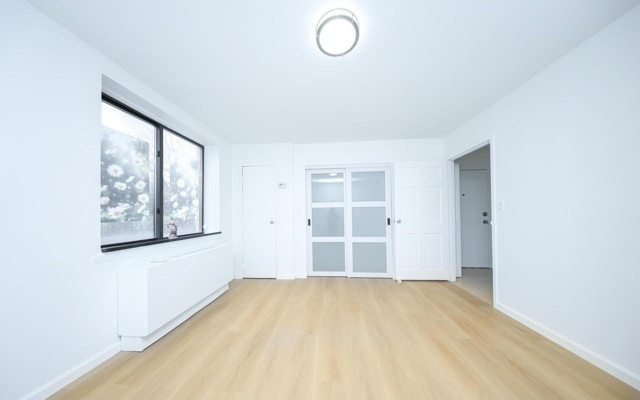 420 64th St - Photo 4 of 11