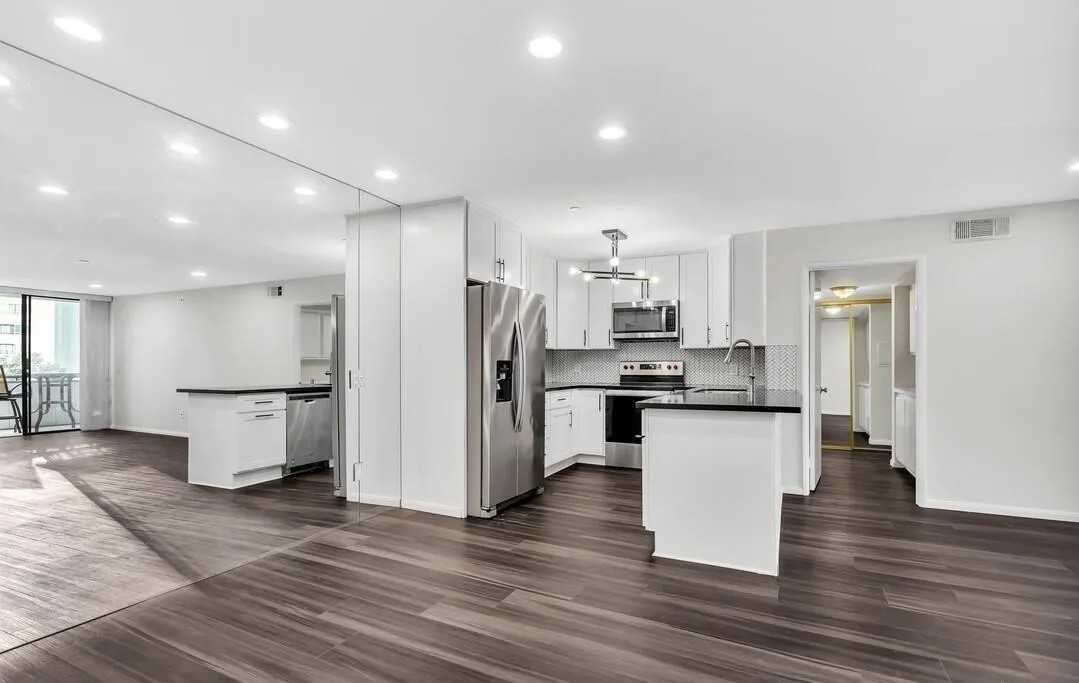 850 State St - Photo 3 of 17
