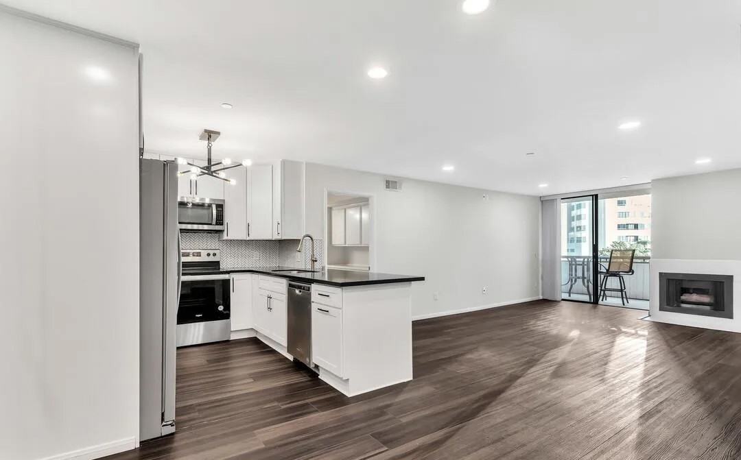 850 State St - Photo 4 of 17