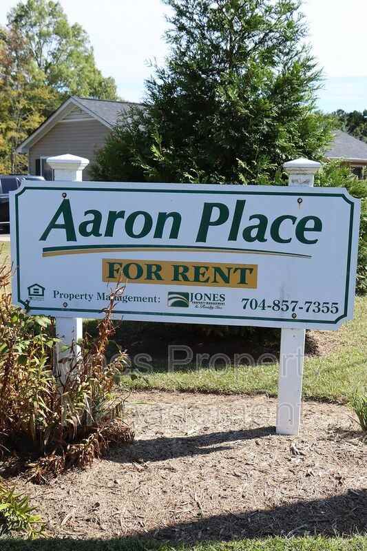 144 Aaron Pl Nw - Photo 2 of 20