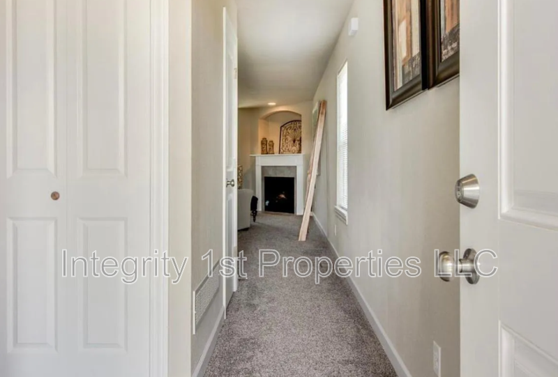 10509 Clubhouse Dr - Photo 2 of 12