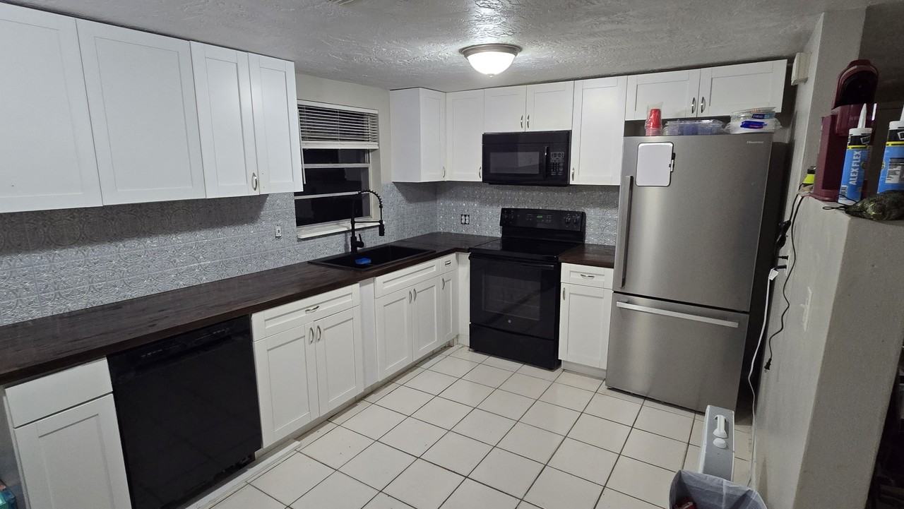 27 N Davis St #NA - Photo 3 of 13