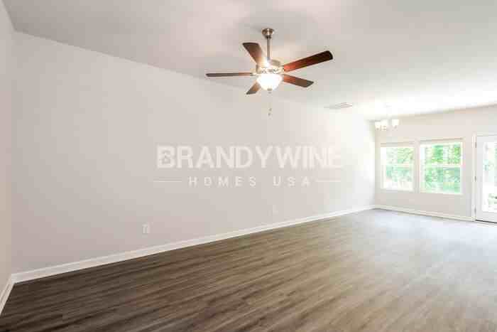 835 Coosaw Pl - Photo 5 of 37