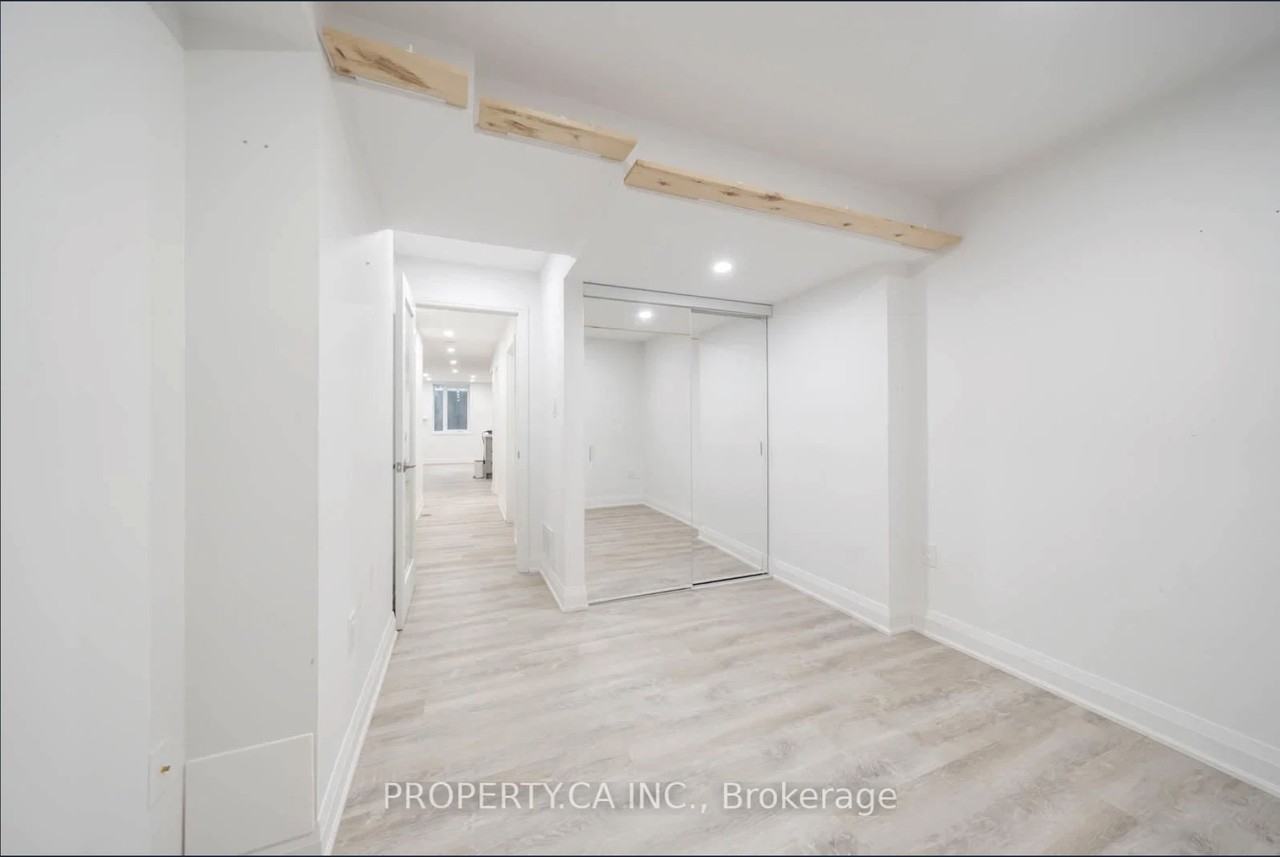Queen St W & Dovercourt Rd - Photo 5 of 9