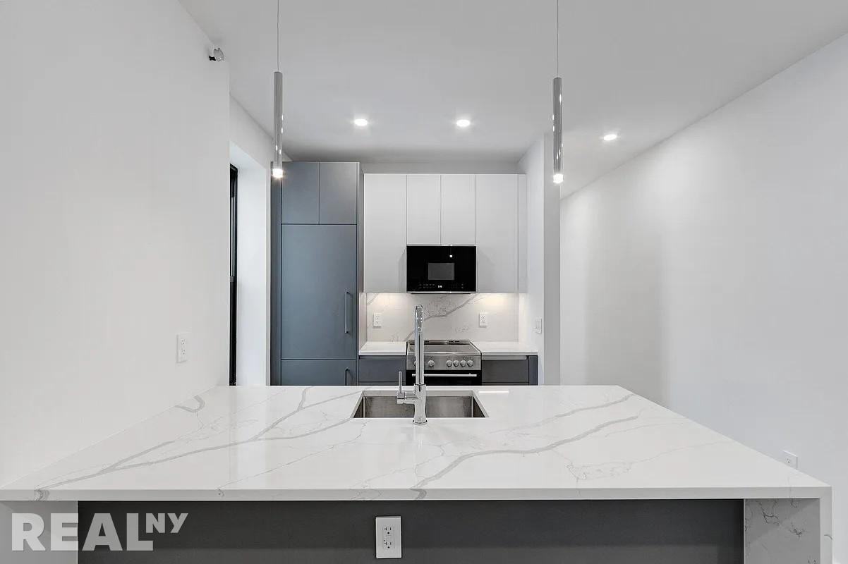 Wyckoff St #20 - Photo 2 of 5