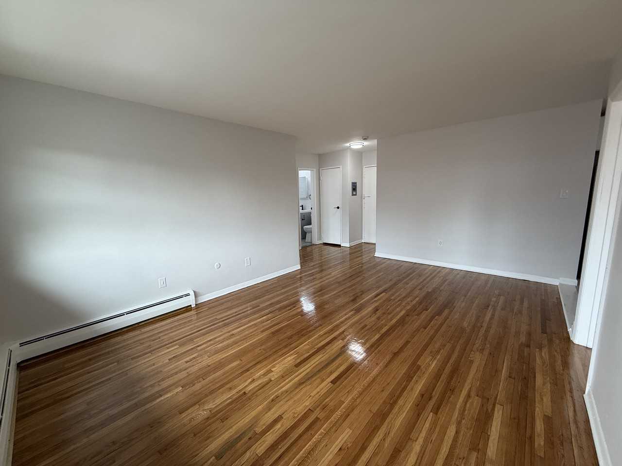 448 Lincoln AveApt C14 #448C14 - Photo 5 of 8