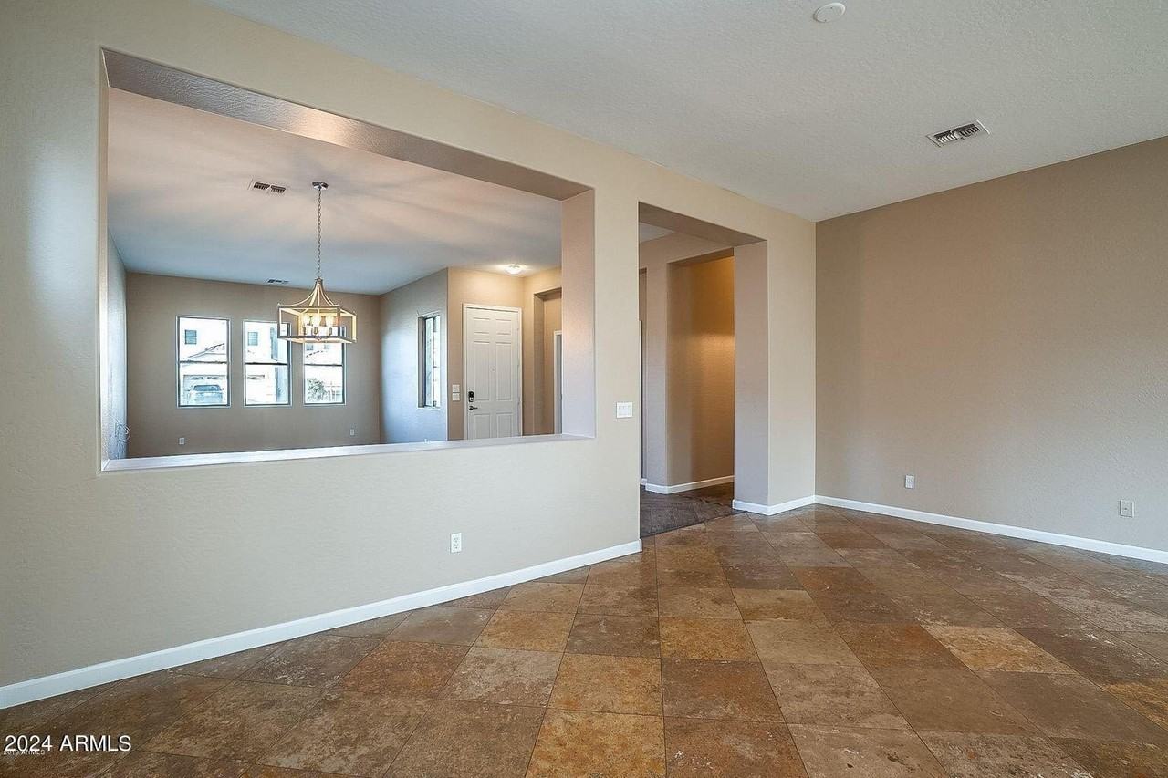 13419 W Citrus Ct - Photo 7 of 33