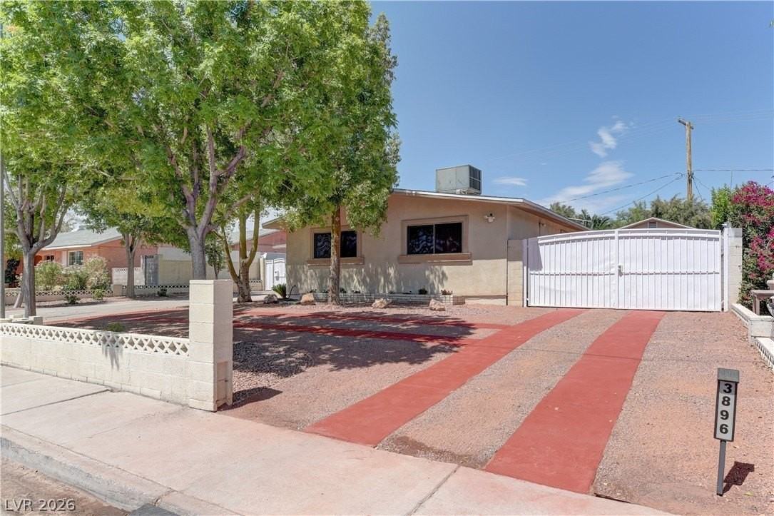 3896 Acapulco Ave - Photo 2 of 41