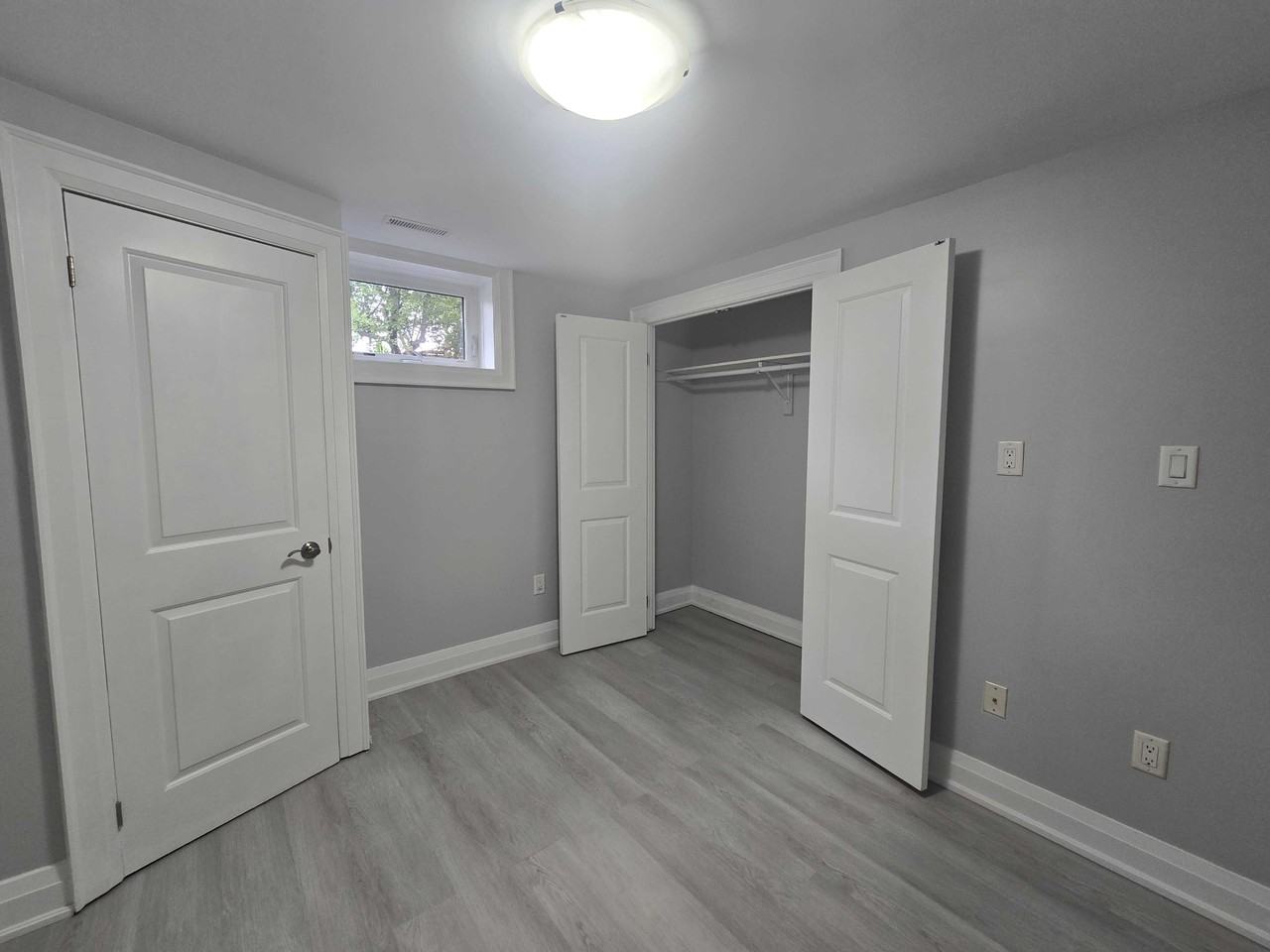 66 Greenfield Dr - Photo 2 of 14
