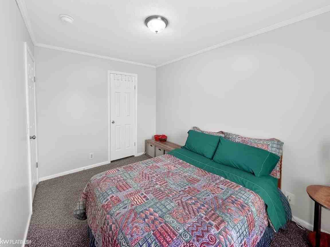 38045 Ducharme Dr - Photo 7 of 16