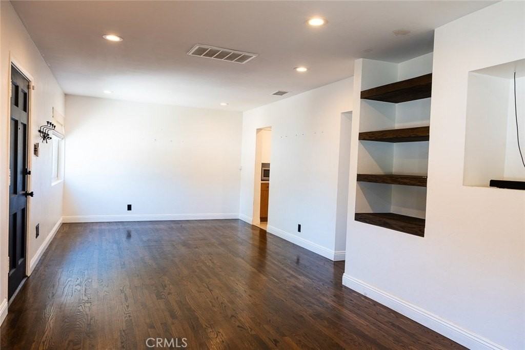 1428 5th St - Photo 7 of 13