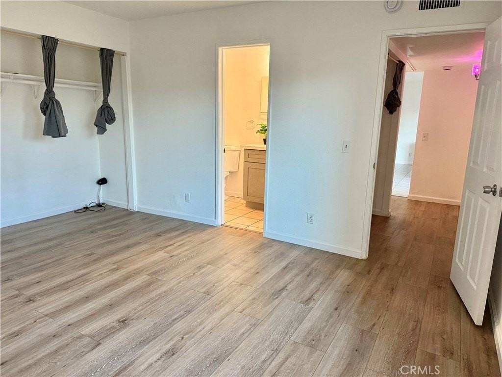 1735 E Washington St #G12 - Photo 6 of 14