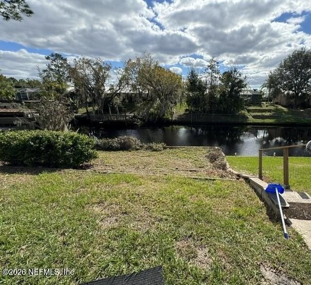 107 Cypress Dr - Photo 2 of 4