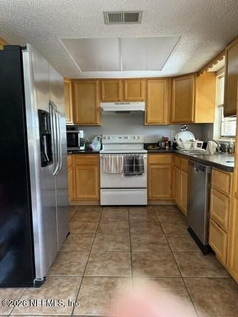 107 Cypress Dr - Photo 4 of 4